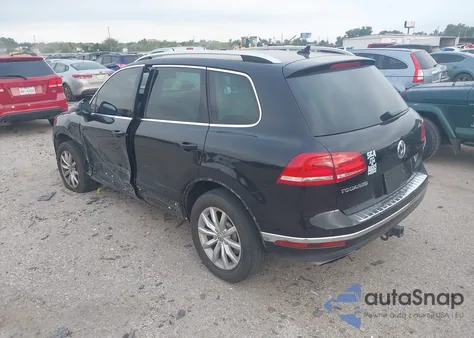 2016 Volkswagen Touareg Vr6 Sport из США, поврежденный, VIN WVGEF9BP9GD005277